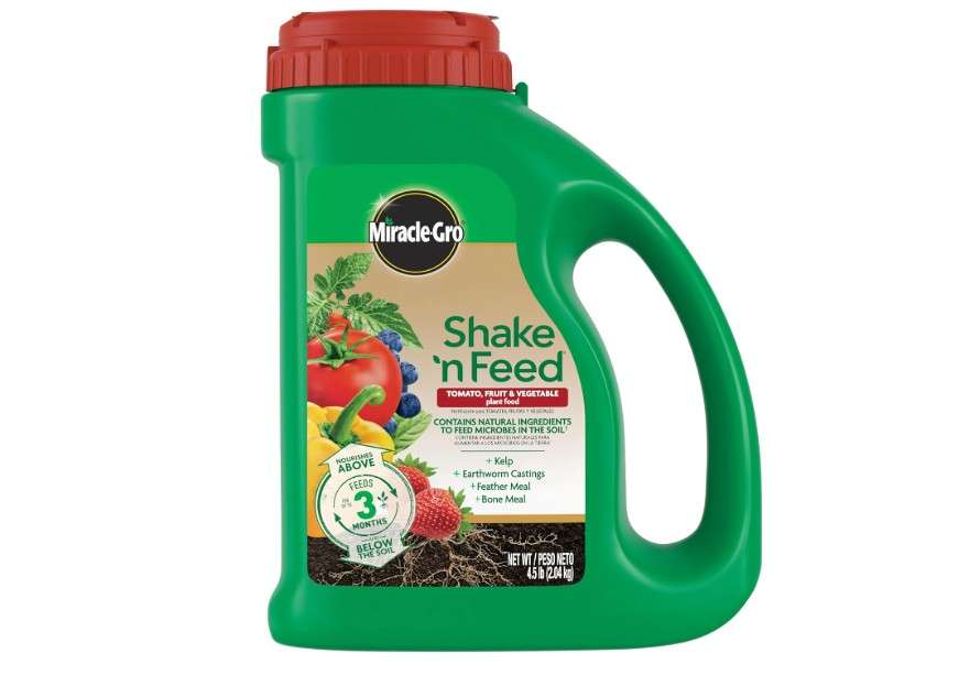 
Miracle-Gro Shake 'n Feed Tomato, Fruit and Vegetable Plant Food, For Outdoor In-Ground and Potted Plants, Feeds up to 3 Months, 4.5 lbs.