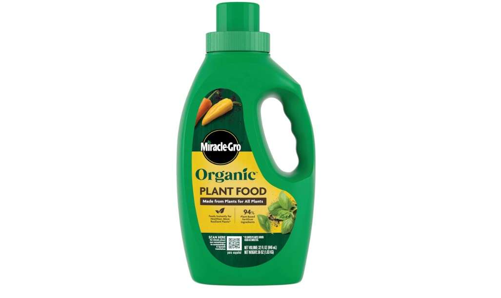  Miracle-Gro Organic Plant Food, Made from Plants for All Plants, Use with Indoor or Outdoor Container Plants and In-Ground Gardens, OMRI Listed, 32 oz.