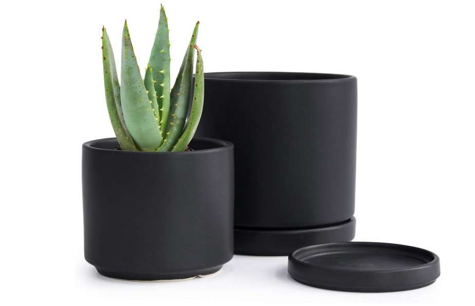 
D'vine Dev 4.6 Inch & 6 Inch Ceramic Planter Pots for Plants with Drainage Hole and Saucer, Small Plant Pots Set, Black, 94-G-S-2