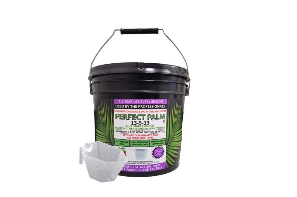  7 LB. Perfect Palm ® - Dual Action Palm Tree Fertilizer with Free Measuring Scoop