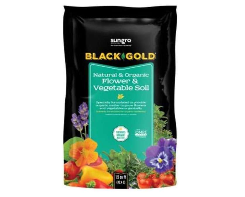 
SunGro Black Gold Outdoor Natural and Organic Garden Flower and Vegetables Blend Potting Soil Mix for Outdoor Plants, 1.5 Cubic Foot Bag (4 Pack)