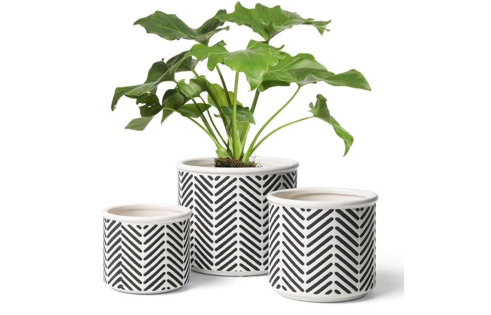 
T4U Ceramic Planters for Indoor Plants, 4.2+5.4+6 Inch Plant Pots Set, Flower Pots with Drainage Holes and Plug, Ceramic Plant Pot for Indoor and Outdoor.