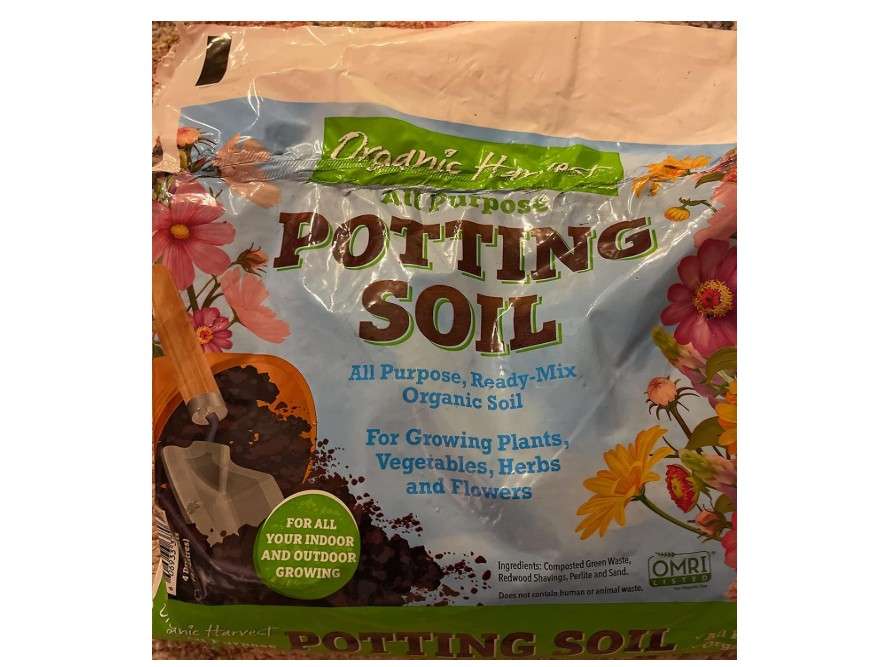 Organic Harvest Potting Mix Soil for Vegetables, Herbs and Flowers, 4 Quart (Packaging May Vary)
