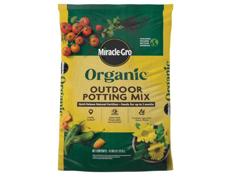  Miracle-Gro Organic Outdoor Potting Mix, for Outdoor Container Plants, Contains Quick-Release Natural Fertilizer,