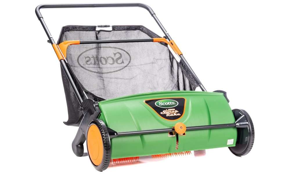 Scotts Outdoor Power Tools LSW70026S 26-Inch Push Lawn Sweeper, Black/Green
