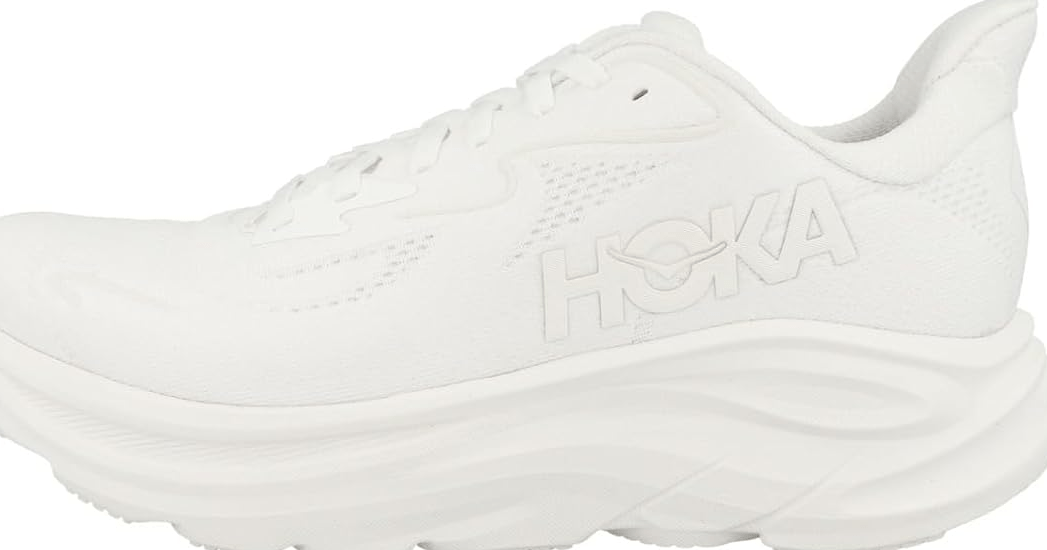 HOKA Women's Clifton 10 Sneaker