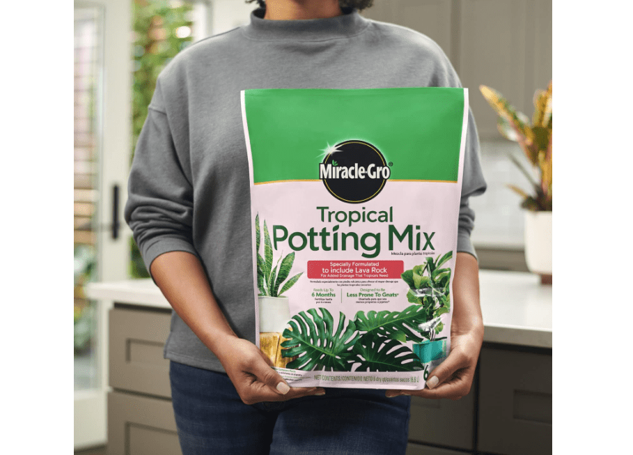 
Miracle-Gro Tropical Potting Mix - Growing Media for Tropical Plants Living in Indoor and Outdoor Containers, 6 qt. (4-Pack)