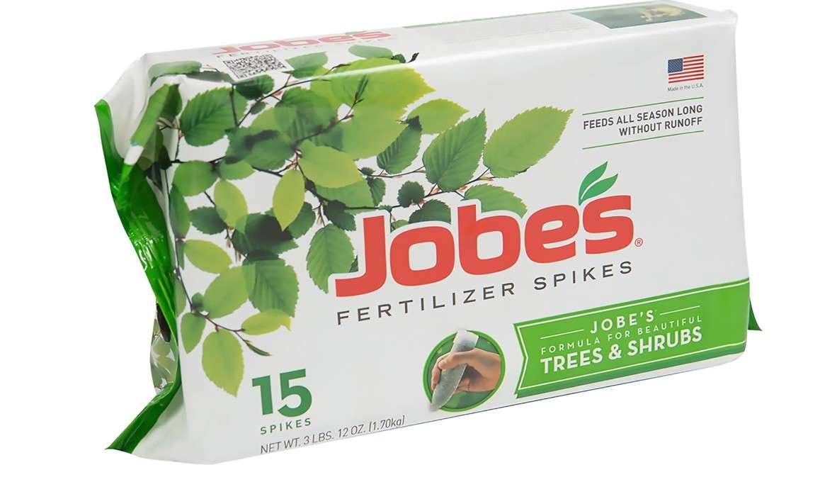 Jobe’s Organics Tree & Shrub Fertilizer Spikes (4-4-4)