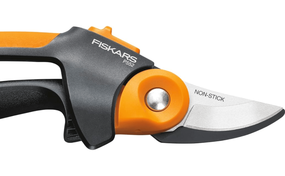 Fiskars PowerGear2 Softgrip Pruner for Branches, Optimizes Cutting Power and Leverage, Rust-Resistant Low-Friction Blade Coating for Smooth Cuts, Yard &.