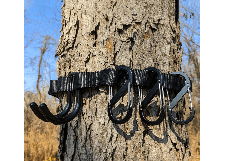 HANG N' BANG Daisy Chain Bow and Gear Hanger for Hunting