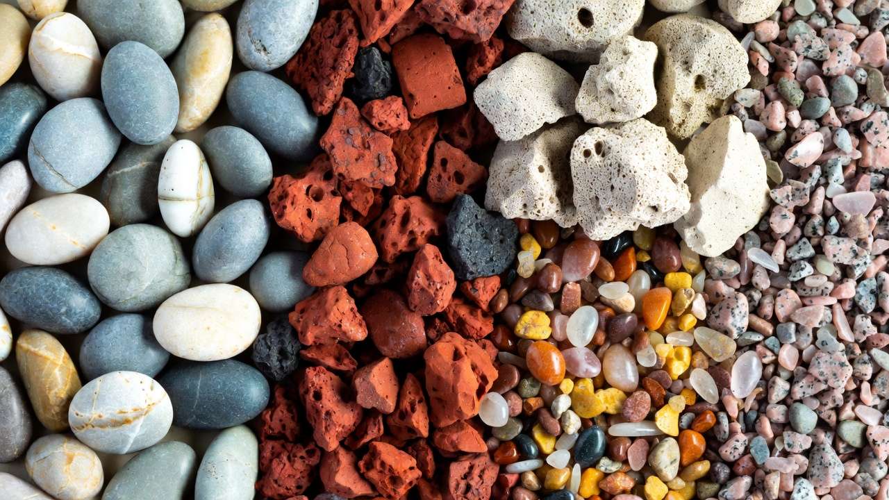Variety of best decorative stones and top dressing materials for succulent arrangements