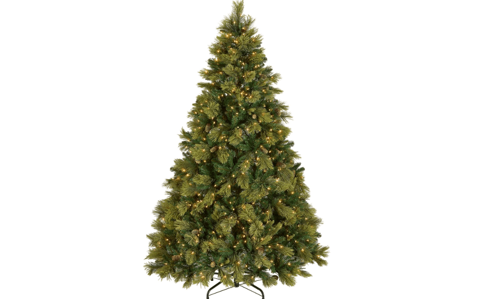 National Tree Company 7.5ft Pre-Lit Carolina Pine Artificial Christmas Tree | 750 Clear Lights, 1,399 Tips, Includes Stand, Green